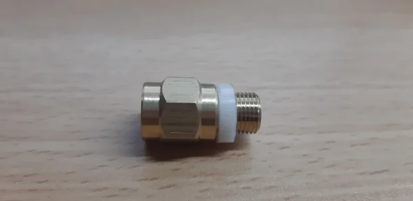 Female M101 to Male 18 BSPP Adaptor